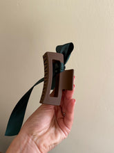 Cargar imagen en el visor de la galería, Christmas Box - SPORTY GIRL