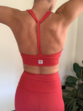 Cargar imagen en el visor de la galería, Top deportivo básico