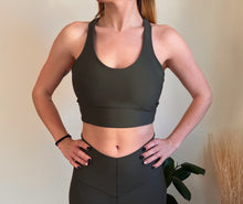 Cargar imagen en el visor de la galería, Top deportivo básico