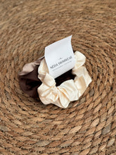 Cargar imagen en el visor de la galería, SWIM GIRL BOX
