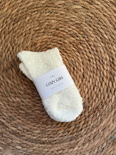 Cargar imagen en el visor de la galería, COZY GIRL BOX
