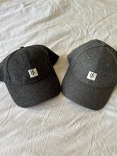 Cargar imagen en el visor de la galería, Gorra felpa NËDA
